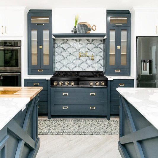 ZLINE Autograph Edition 48 in. Legacy Gas Rangetop with 7 Burners and Porcelain Cooktop in Black Stainless Steel with Polished Gold Accents (RTBZ-48-G)